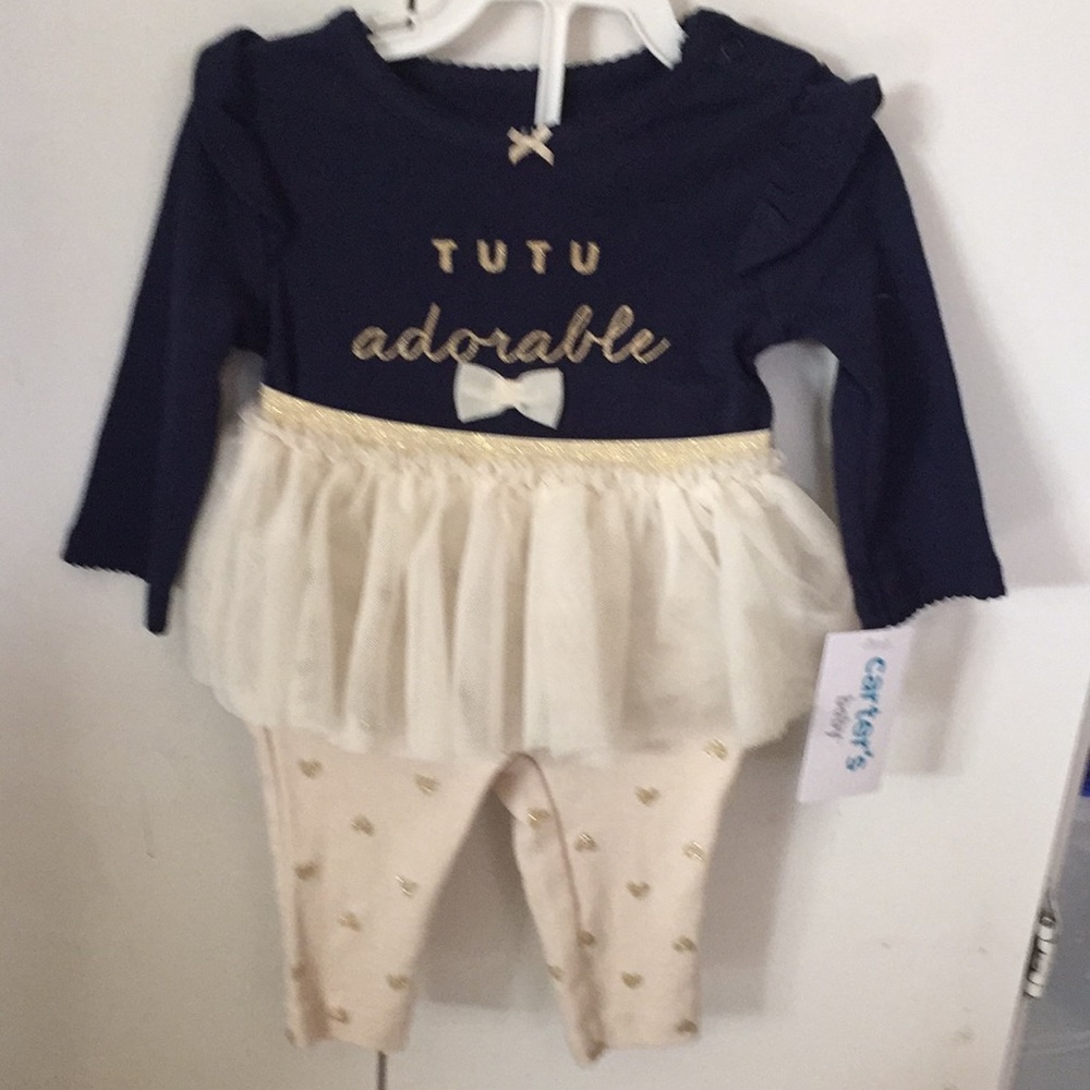 Carters baby 2 piece outfit